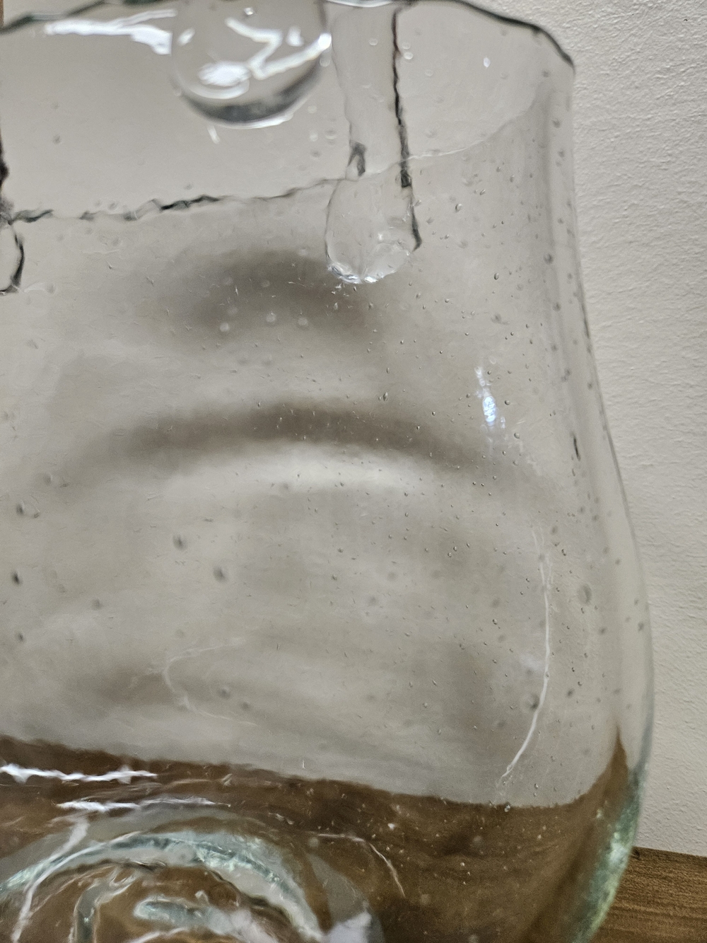 Bubble Glass Handbag Purse Vase - Transparent - Picture 10 of 10